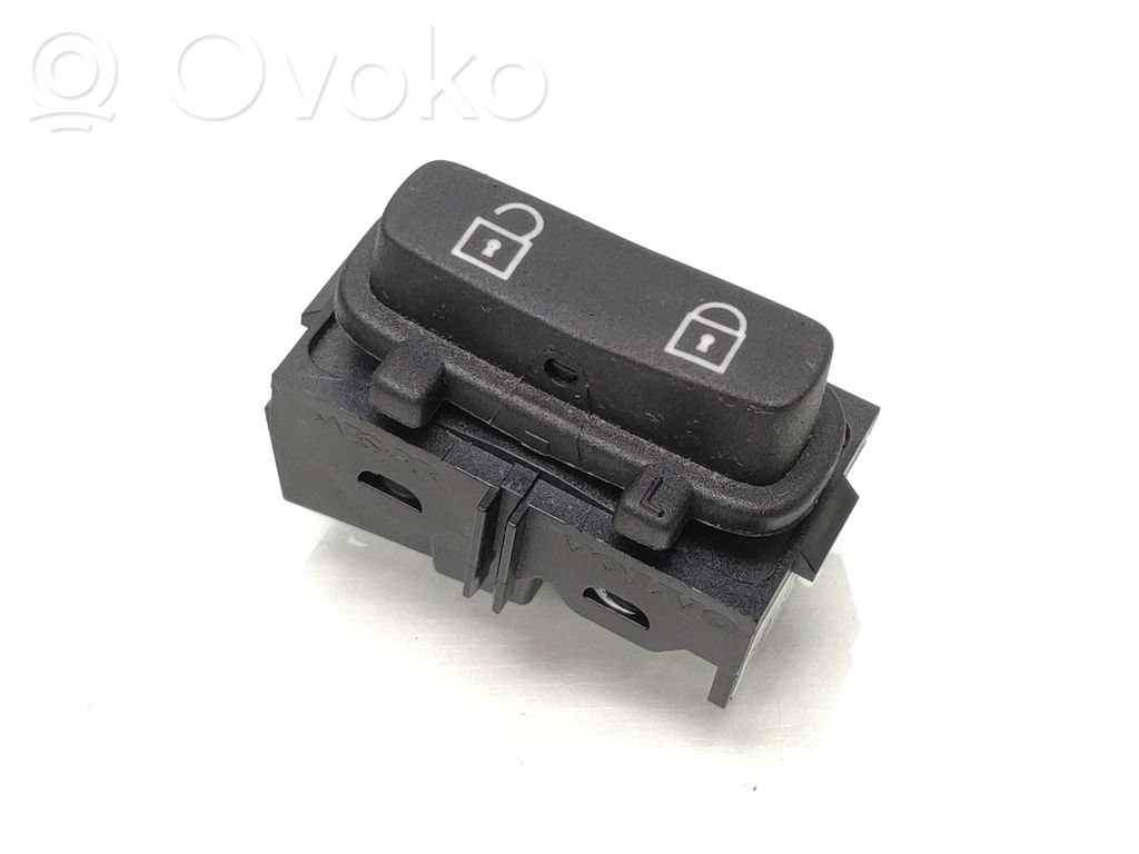 Volvo V70 Central locking switch button 
