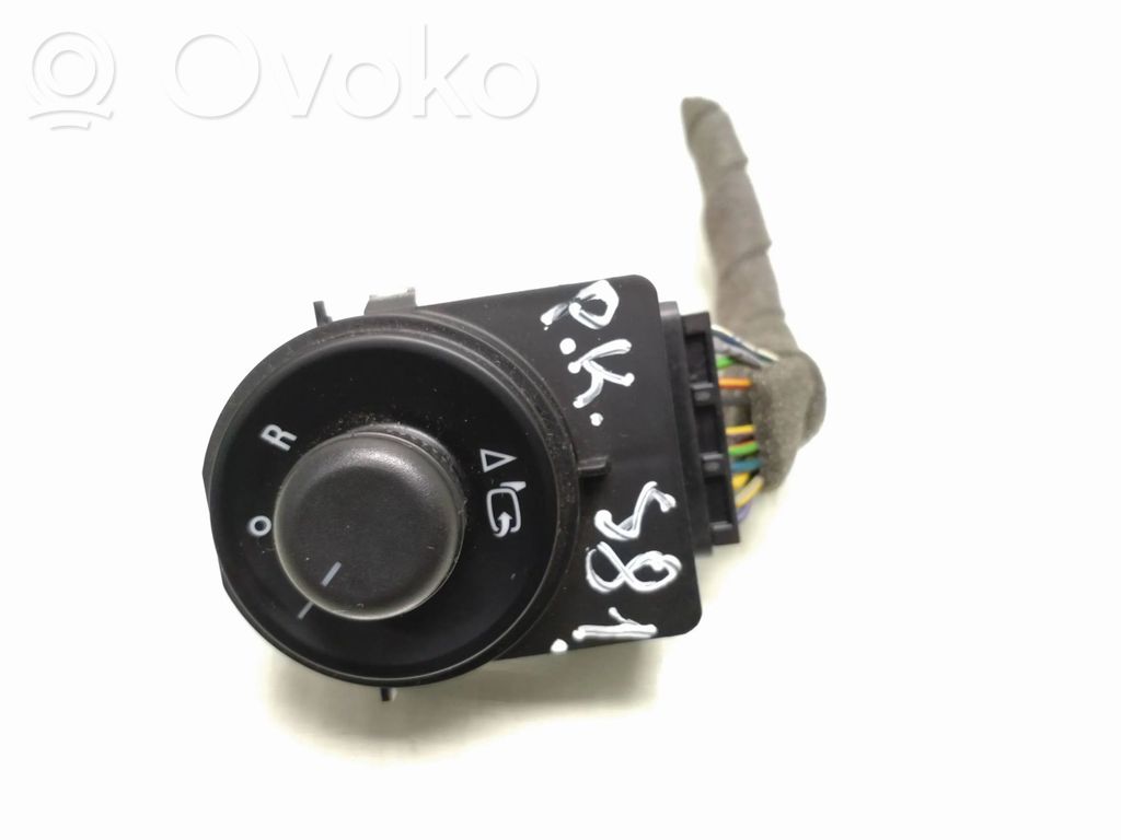 Opel Insignia A Wing mirror switch 