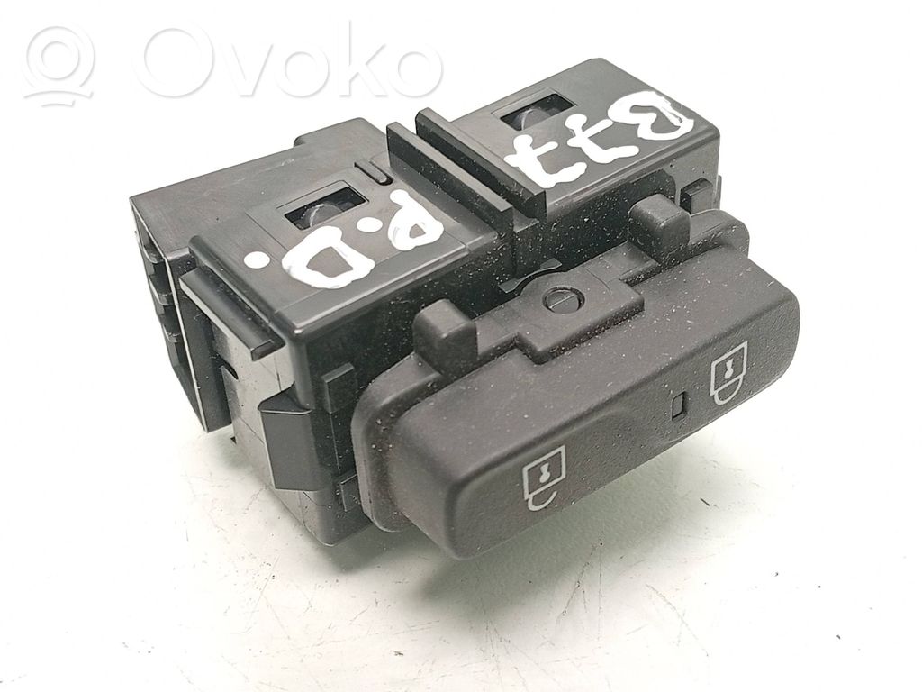 Volvo V40 Central locking switch button 
