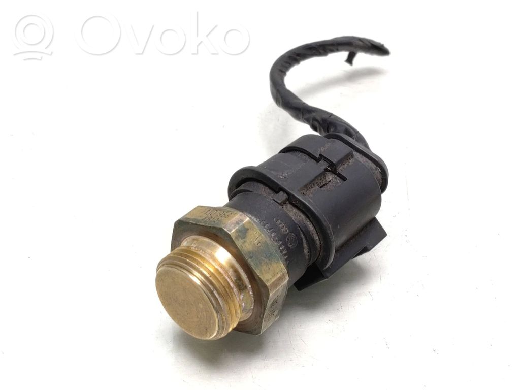 Volkswagen Golf IV Coolant temperature sensor 