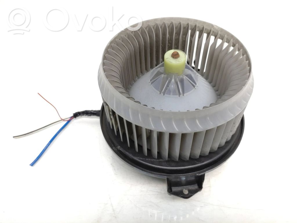 Toyota Auris E180 Mazā radiatora ventilators 