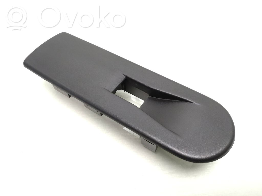 Renault Captur Front door window switch trim 