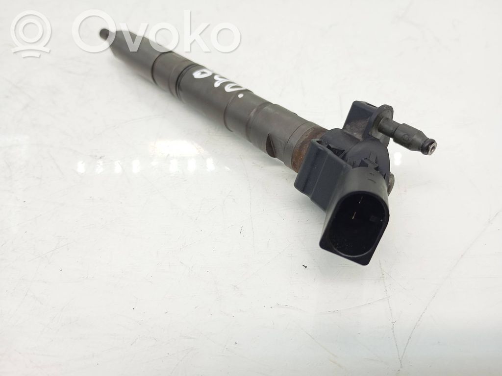 Audi A5 8T 8F Fuel injector 