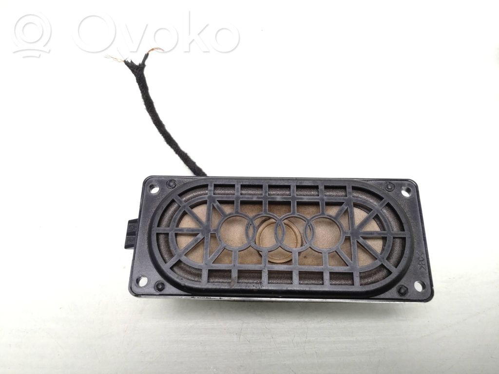 Audi A3 S3 8P Panel speaker 