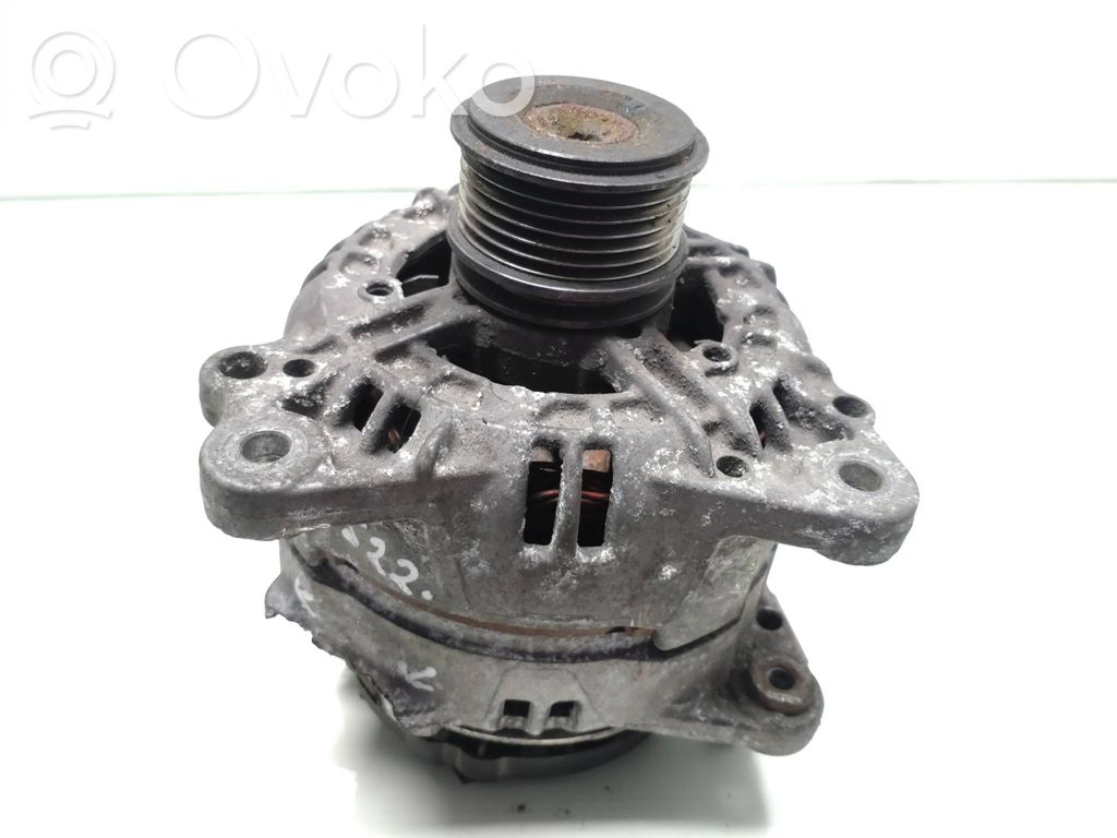 Audi A4 S4 B7 8E 8H Ģenerators 
