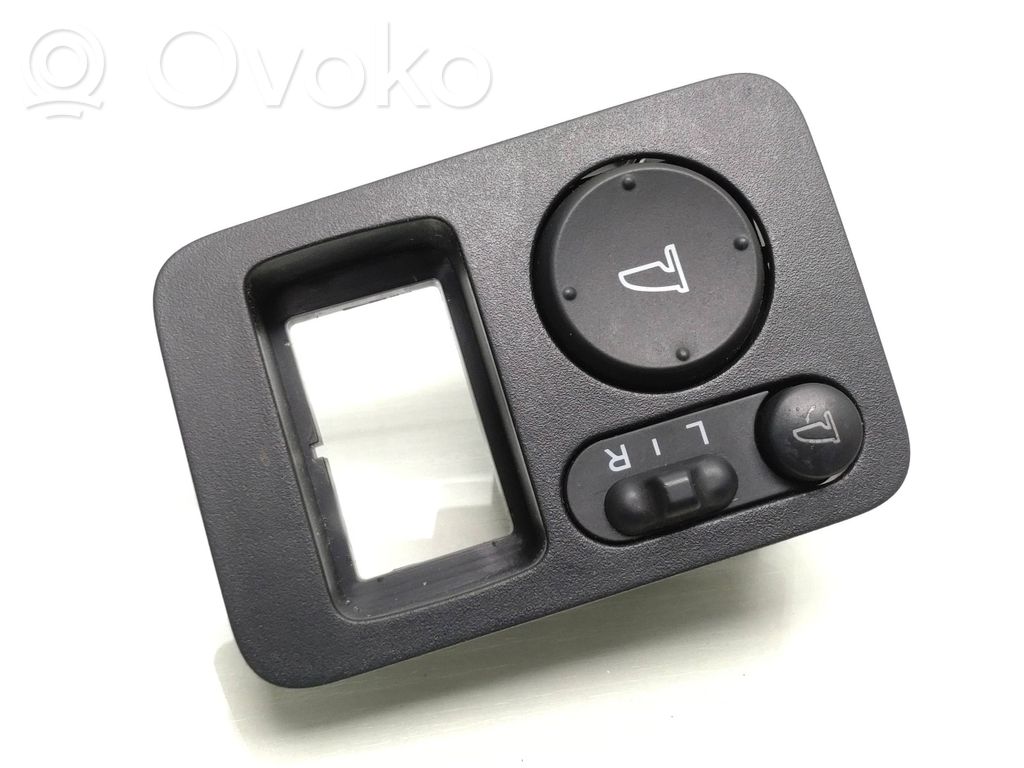 Honda CR-V Wing mirror switch 