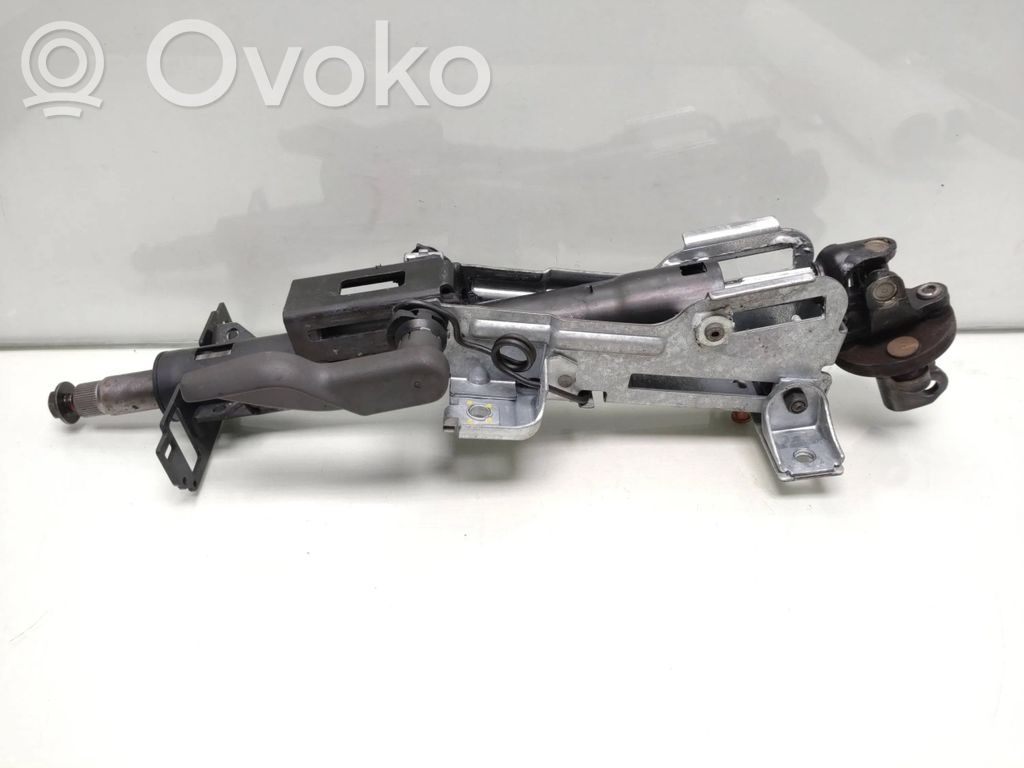 Volvo XC70 Vairo rato ašis 