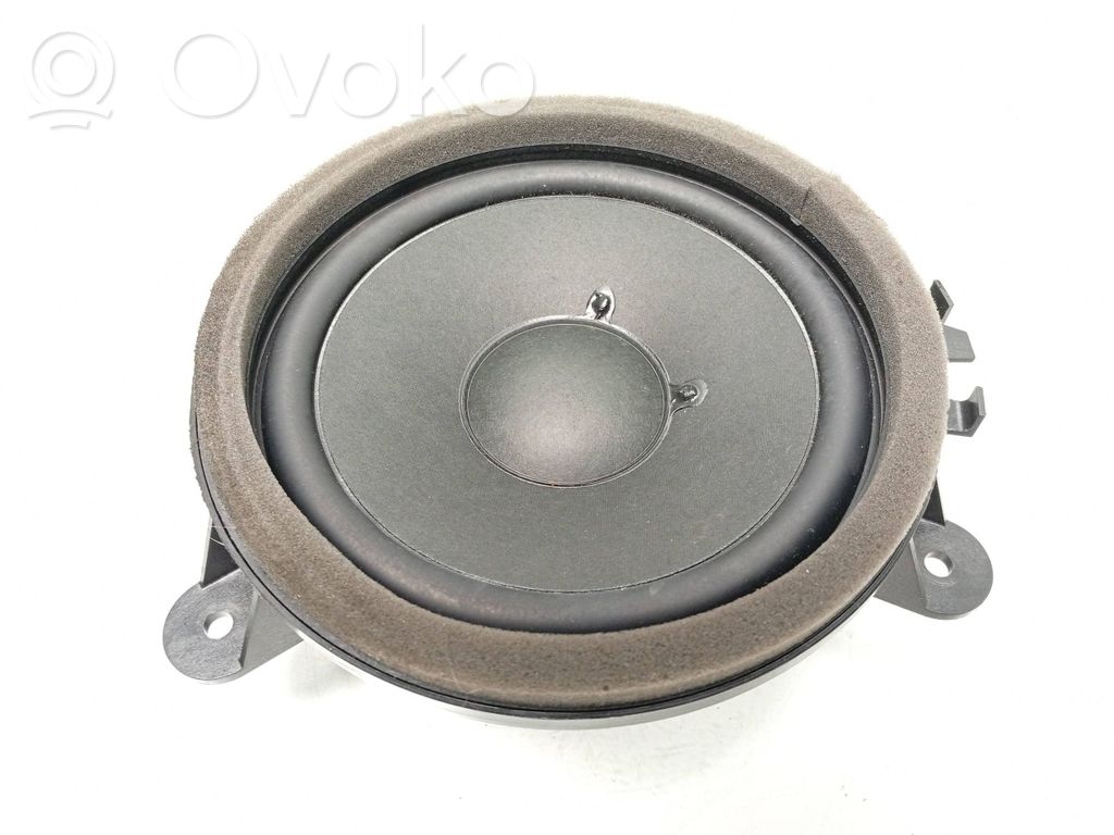 Volvo V40 Front door speaker 