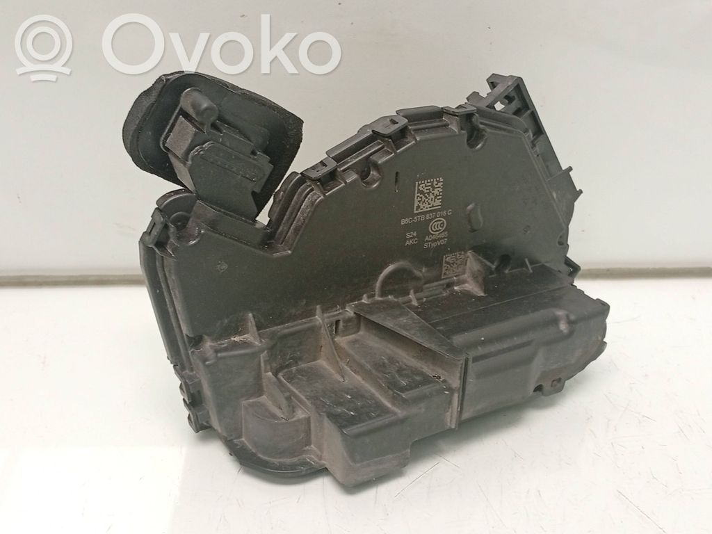 Volkswagen Golf VII Front door lock 