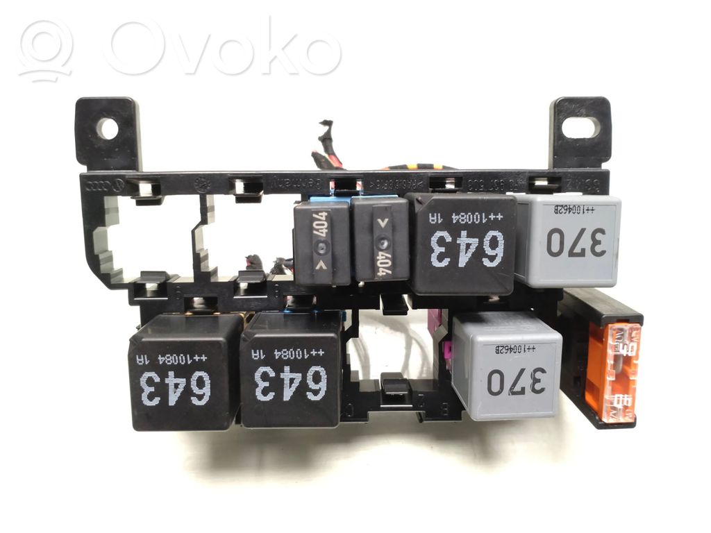 Audi A6 S6 C6 4F Fuse box set 