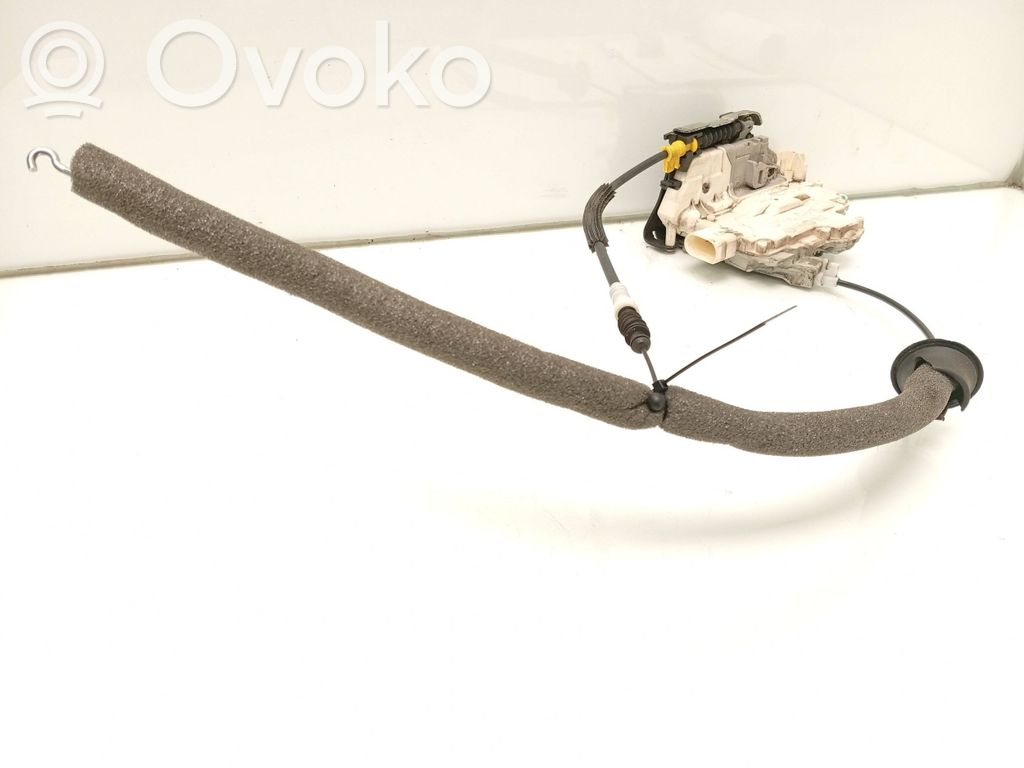 Audi A5 8T 8F Front door lock 