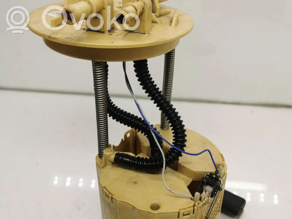 Opel Astra J In-tank fuel pump 