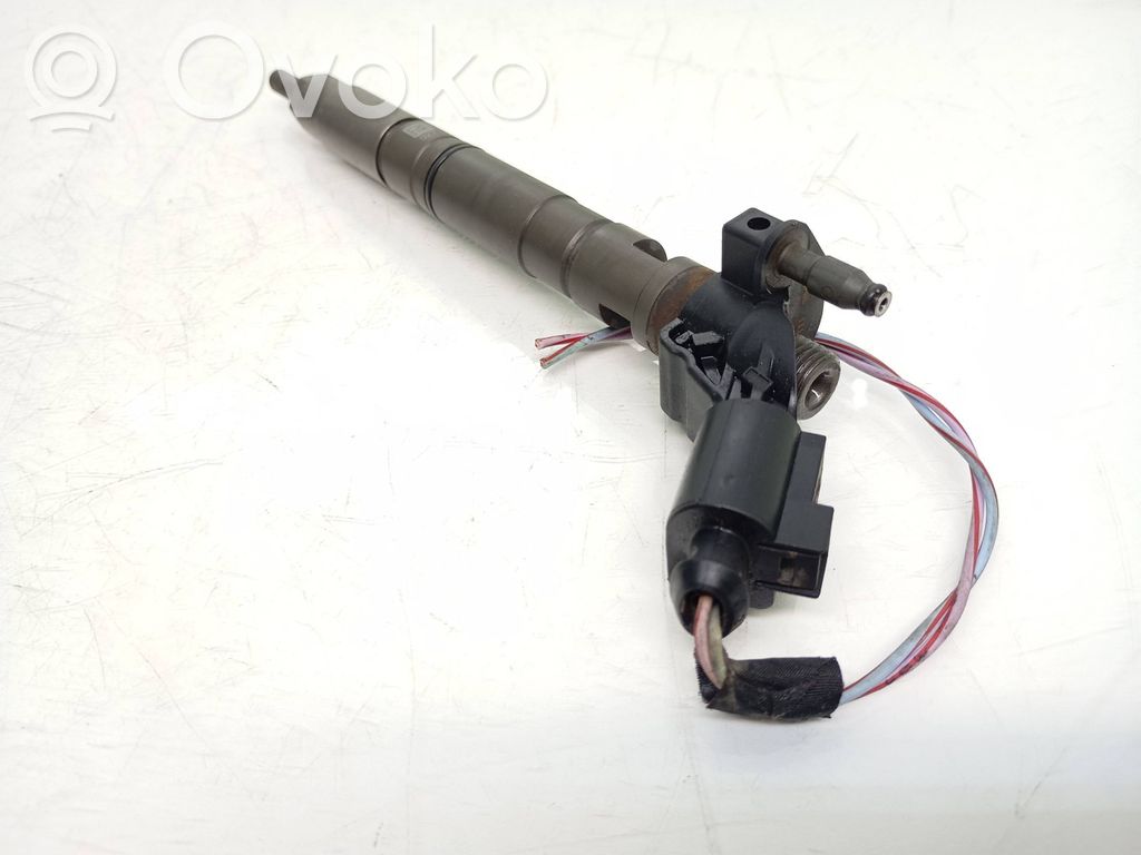 Audi A5 8T 8F Fuel injector 
