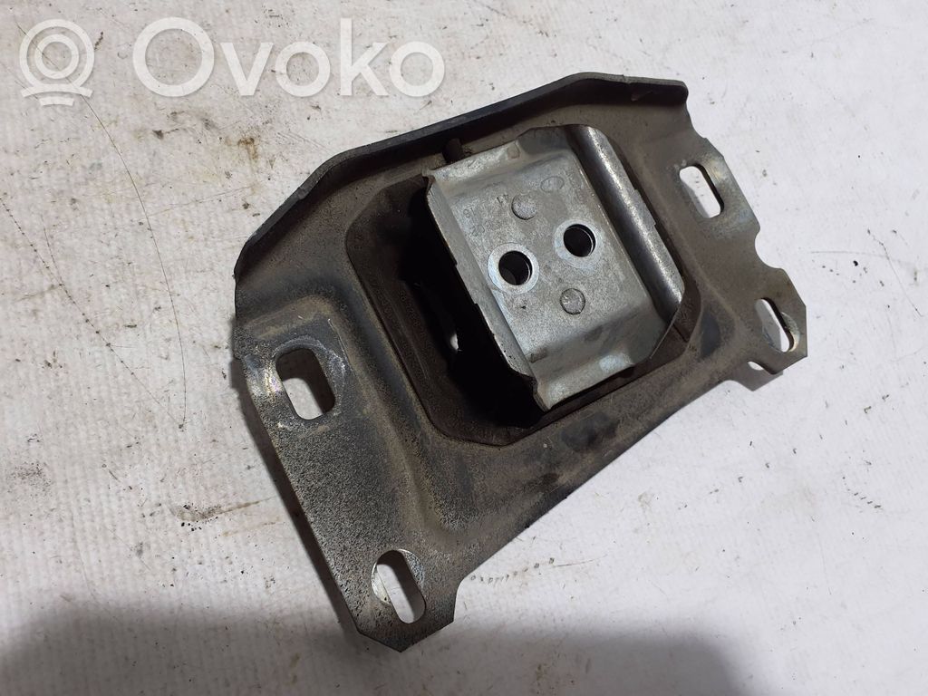 Peugeot 5008 II Gearbox mount 