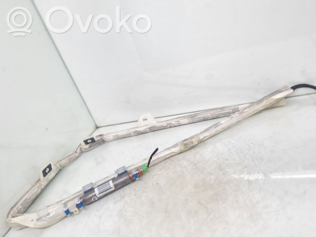 Mercedes-Benz C W204 Stogo oro pagalvė (užuolaida) 