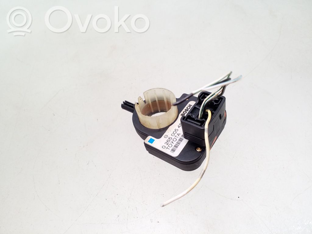 Toyota Avensis T250 Stūres leņķa sensors 