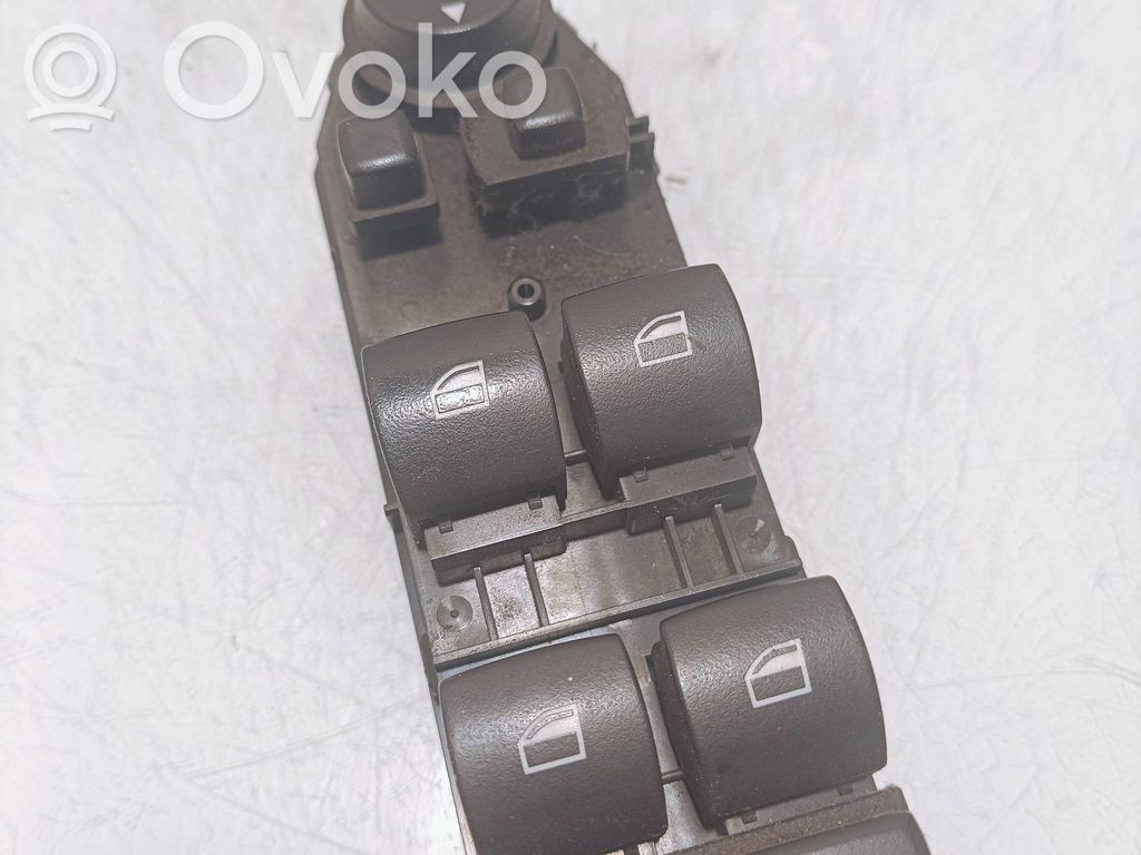 BMW 5 E60 E61 Electric window control switch 