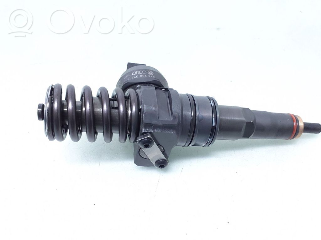Volkswagen Phaeton Inyector de combustible 