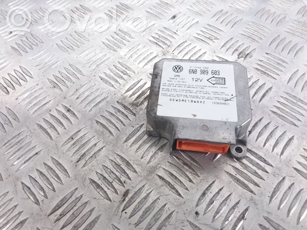 Volkswagen Sharan Airbag control unit/module 