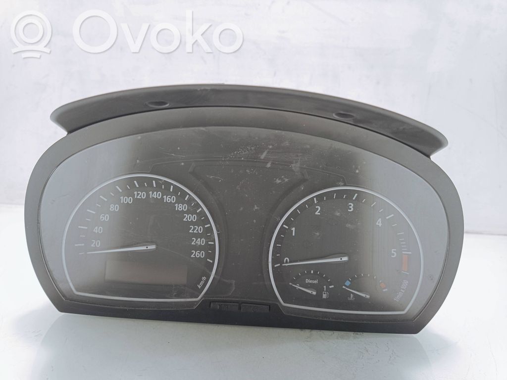 BMW X3 E83 Speedometer (instrument cluster) 