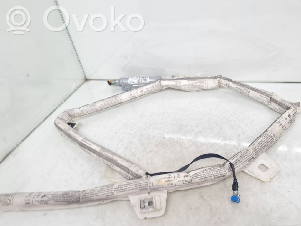 Mercedes-Benz C W204 Stogo oro pagalvė (užuolaida) 