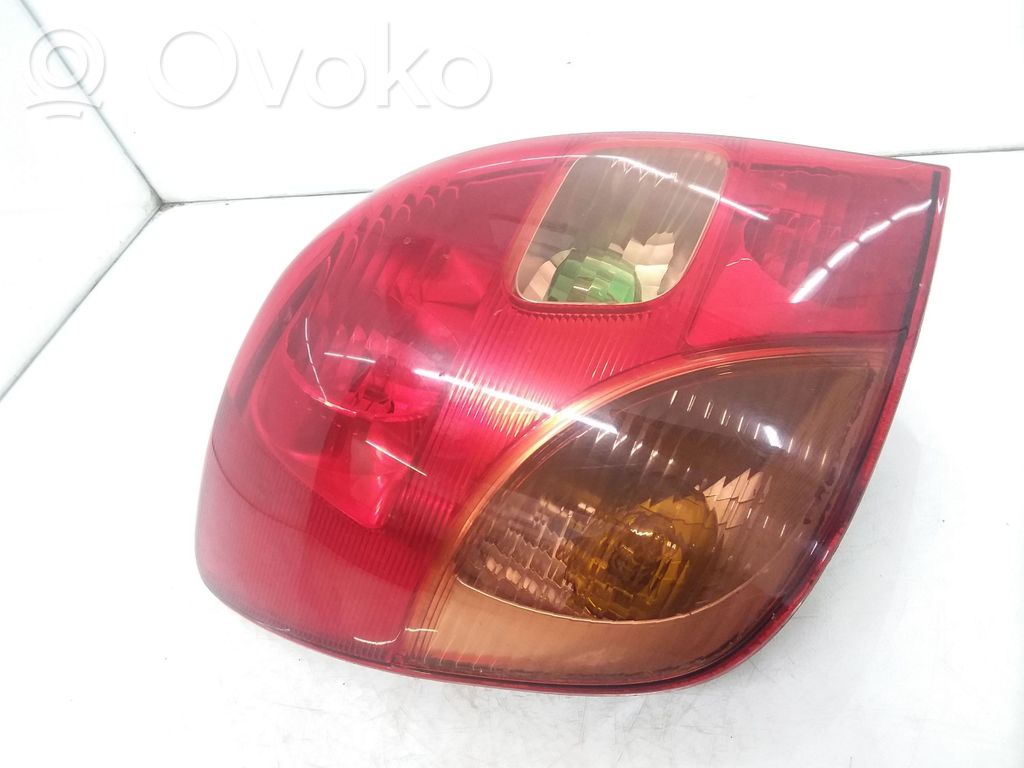 Toyota Corolla Verso E121 Rear/tail lights 