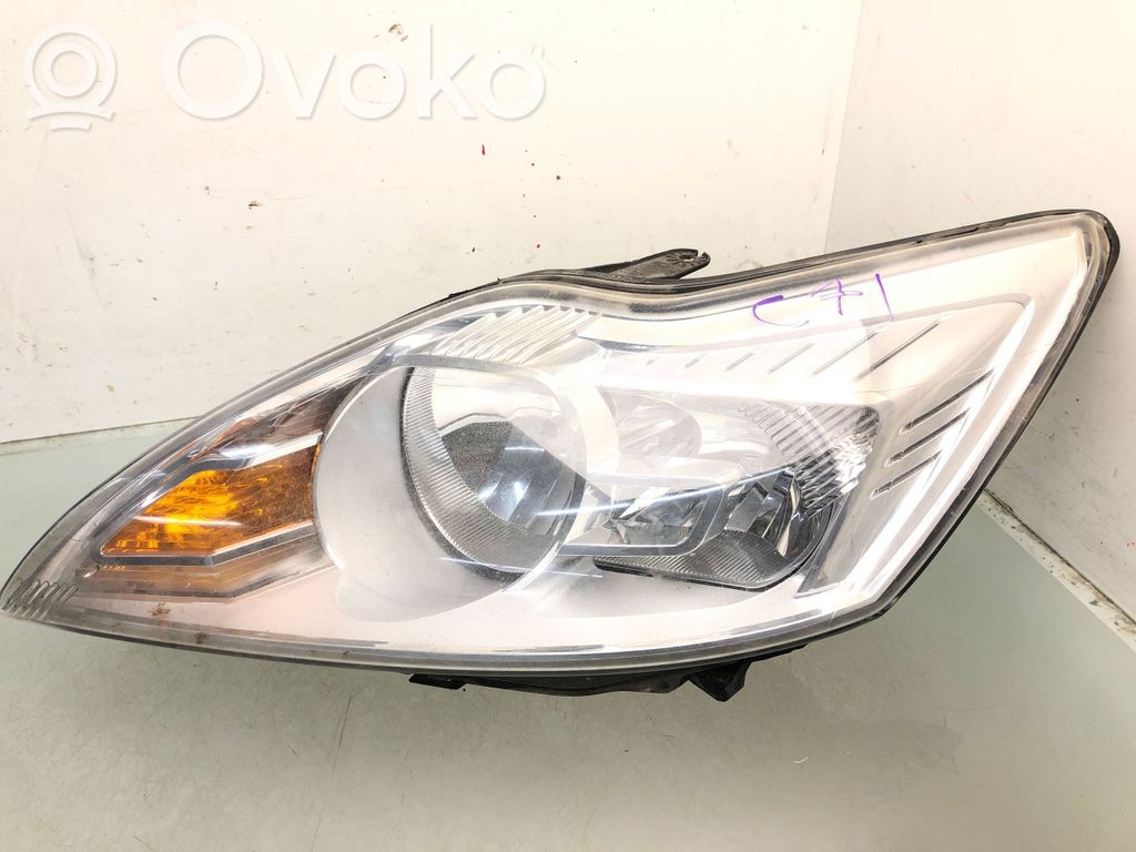 Ford Focus Headlight/headlamp 