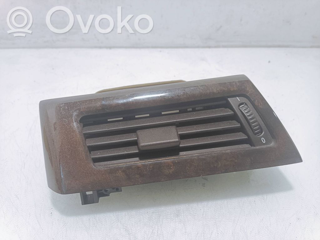 BMW 5 E60 E61 Šoninės oro grotelės 