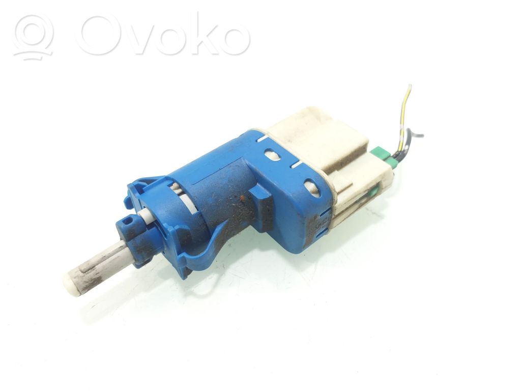 Mazda 3 I Clutch pedal sensor 