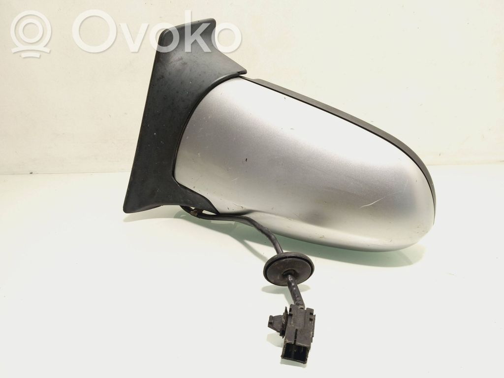 Opel Zafira A Front door electric wing mirror 