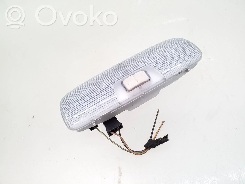 Ford Fiesta Luz del asiento trasero 
