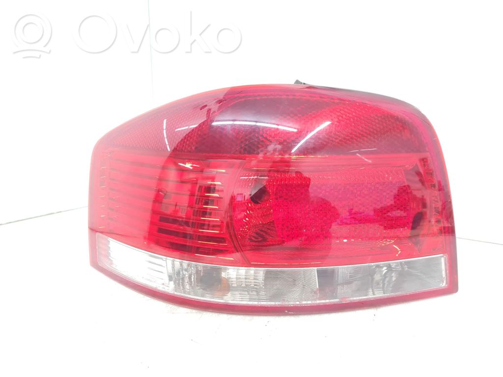 Audi A3 S3 8P Lampă spate în caroserie 