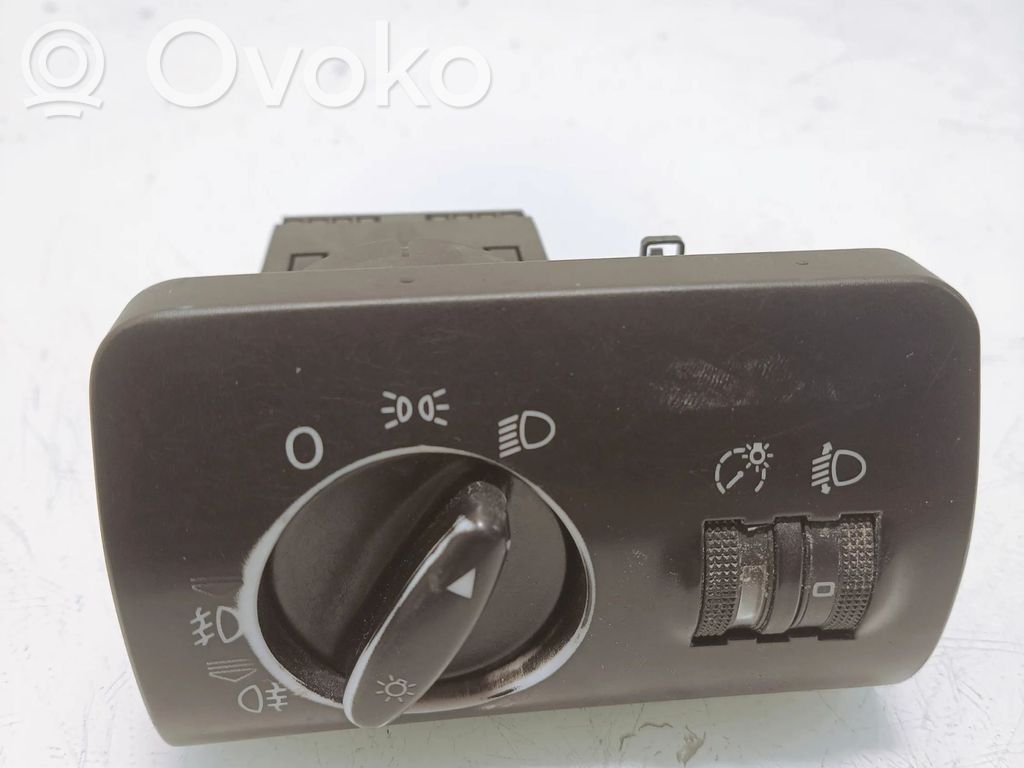 Audi A6 S6 C5 4B Light switch 