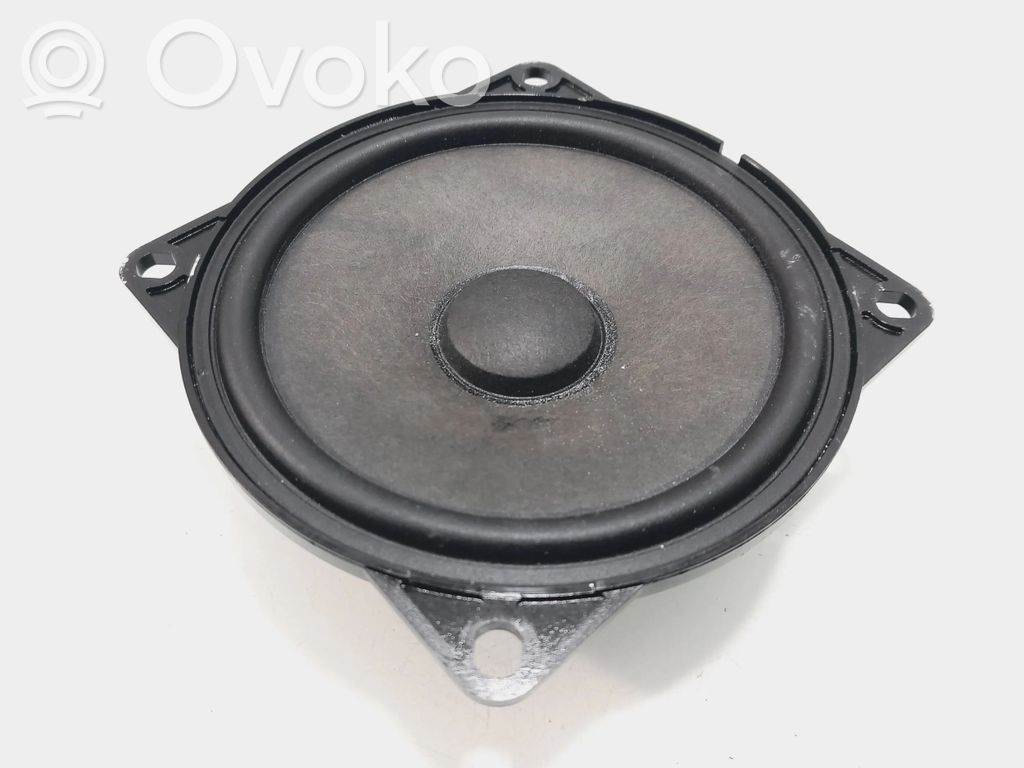 Volkswagen Golf Plus Front door speaker 