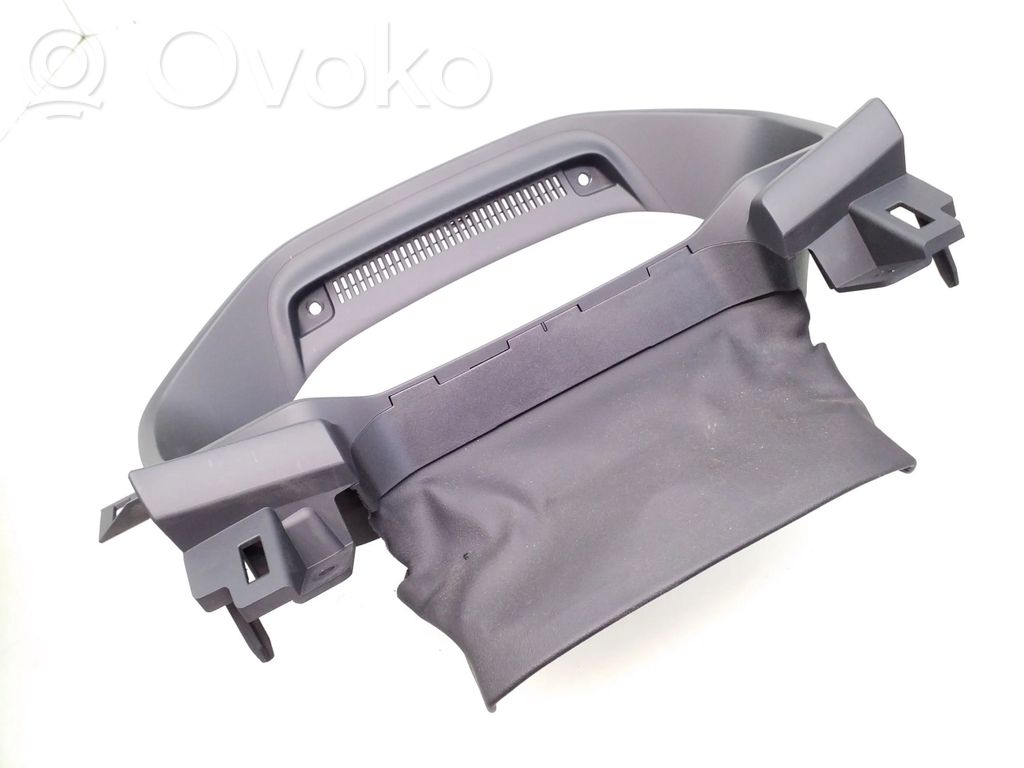 Polestar 2 Dashboard trim 