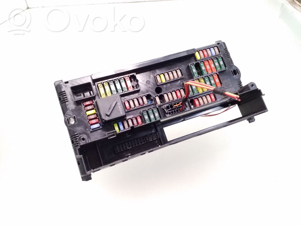 BMW 1 F20 F21 Saugiklių blokas 