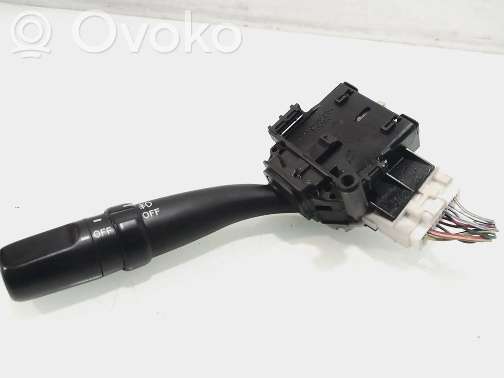Toyota Avensis Verso Leva indicatori 