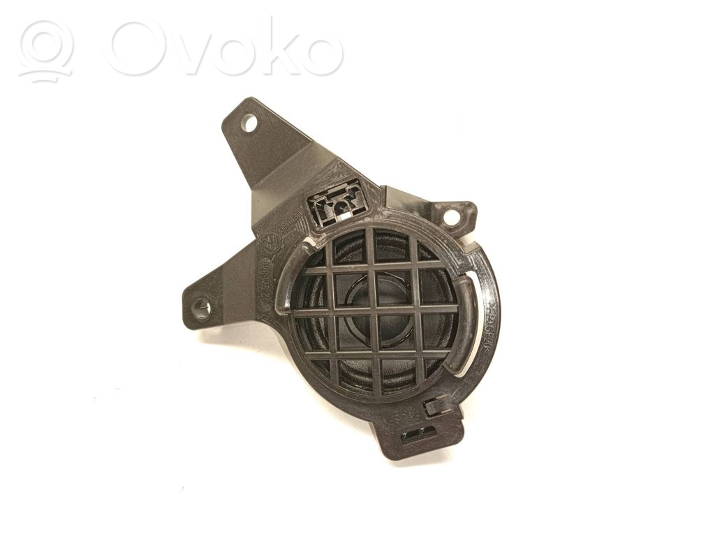 Volkswagen Tiguan Panel speaker 