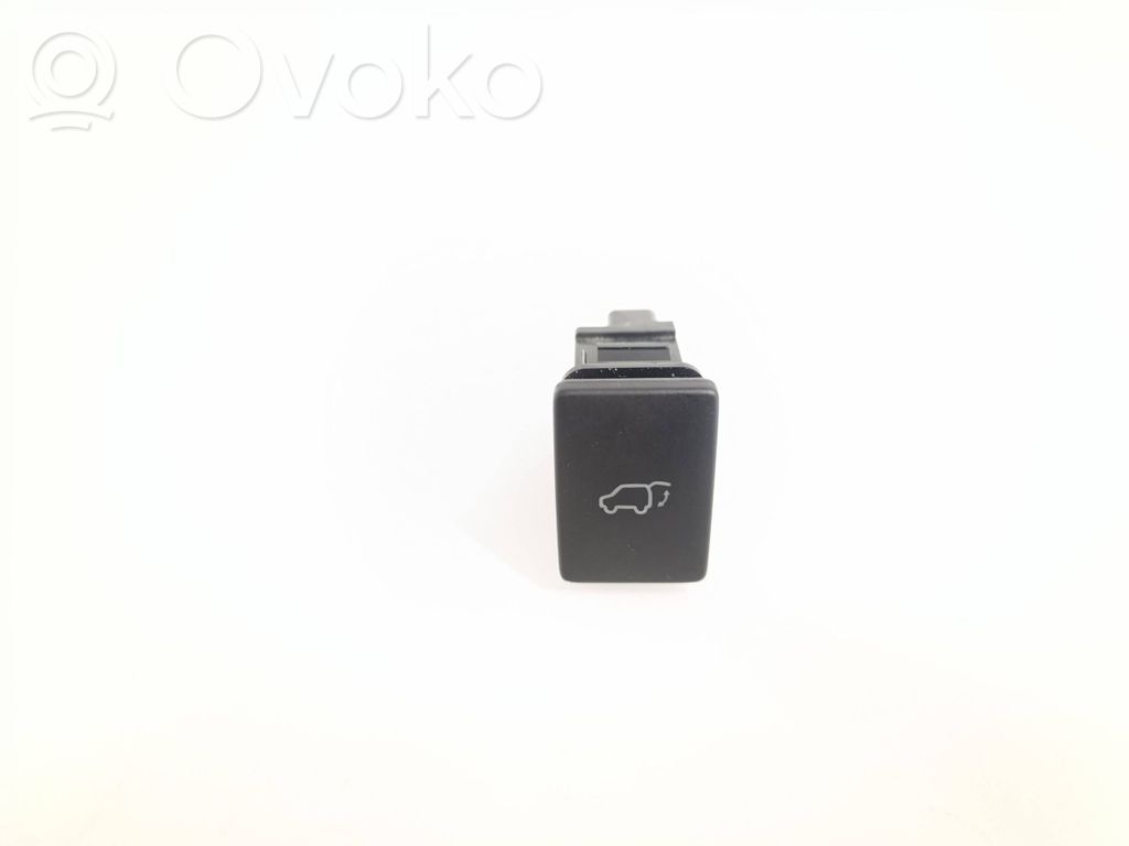 Toyota RAV 4 (XA40) Tailgate opening switch 