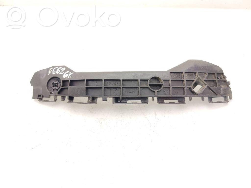 Toyota Yaris Galinis laikiklis bamperio 