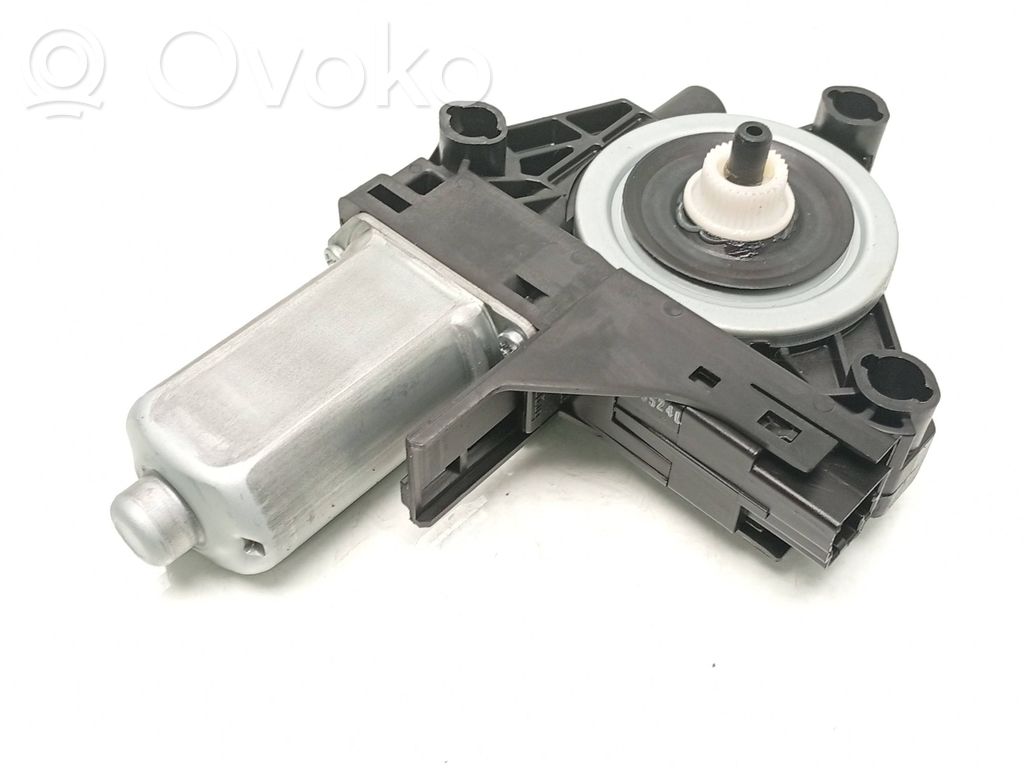 Volvo V40 Front door window regulator motor 