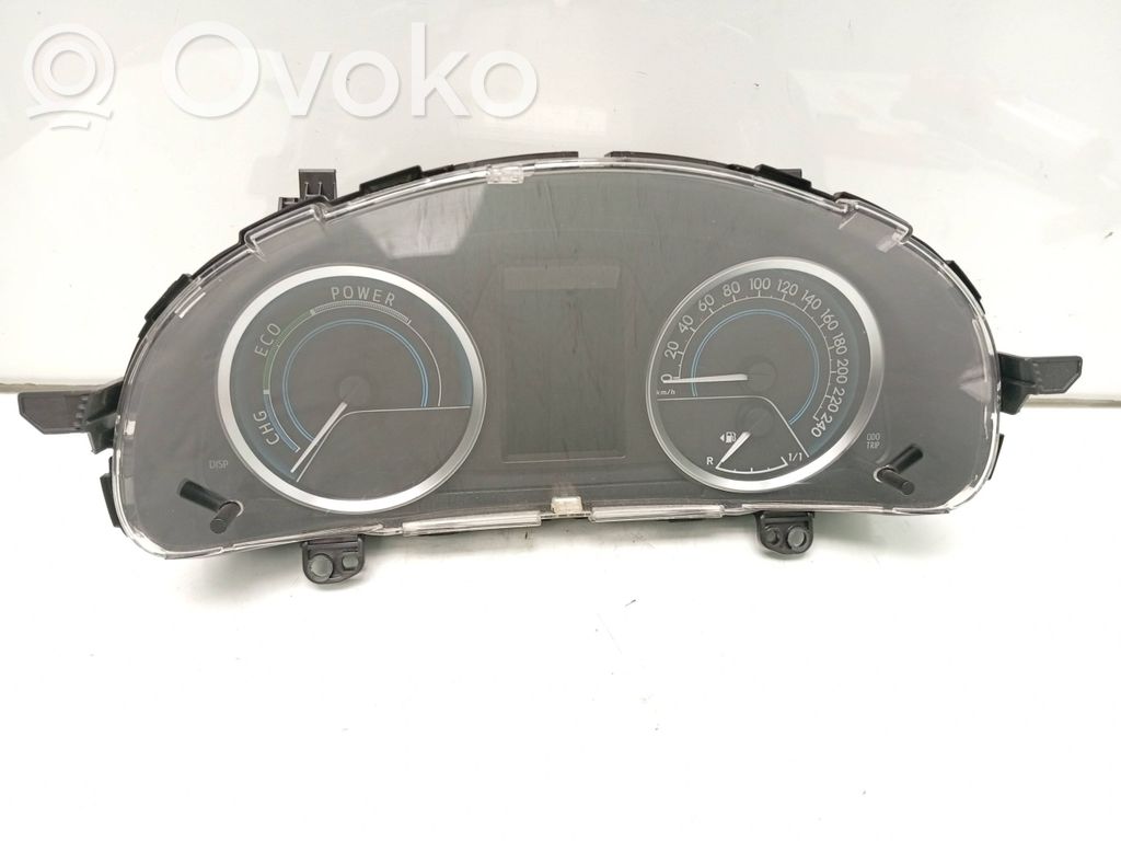 Toyota Auris E180 Speedometer (instrument cluster) 