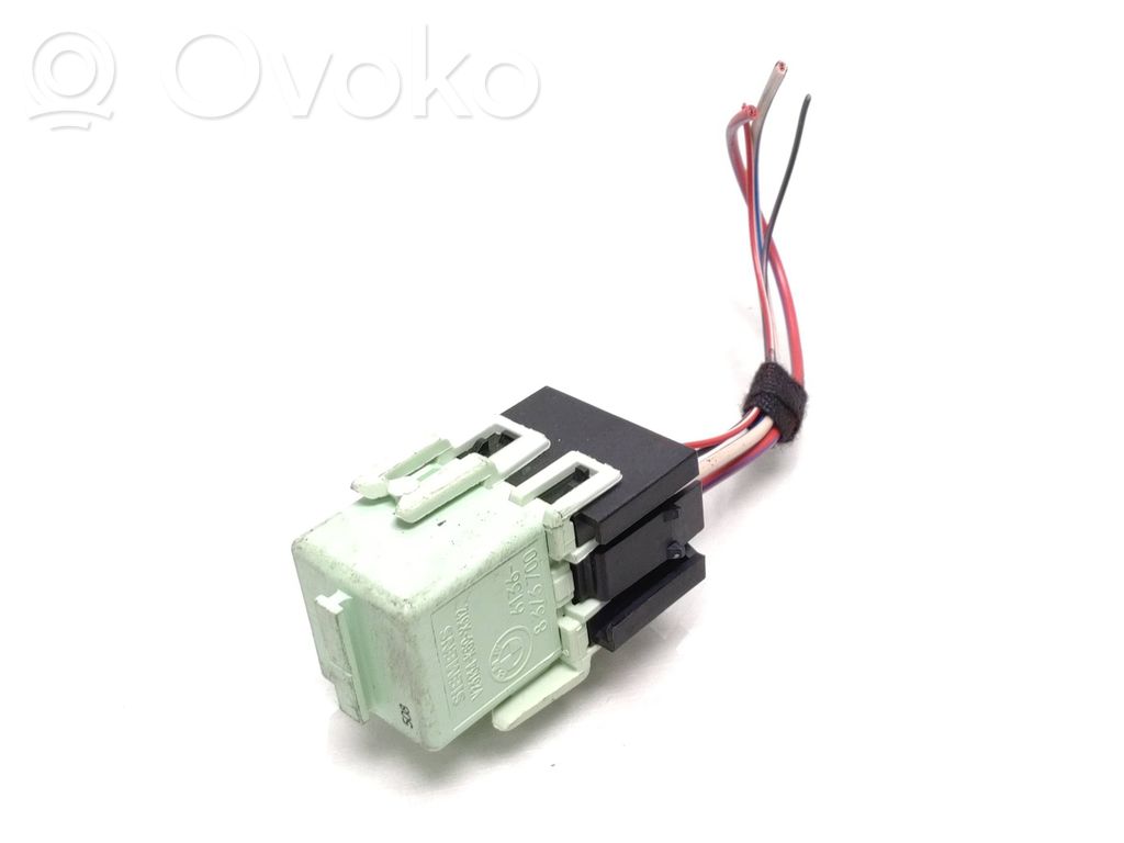 BMW 3 E46 Other relay 
