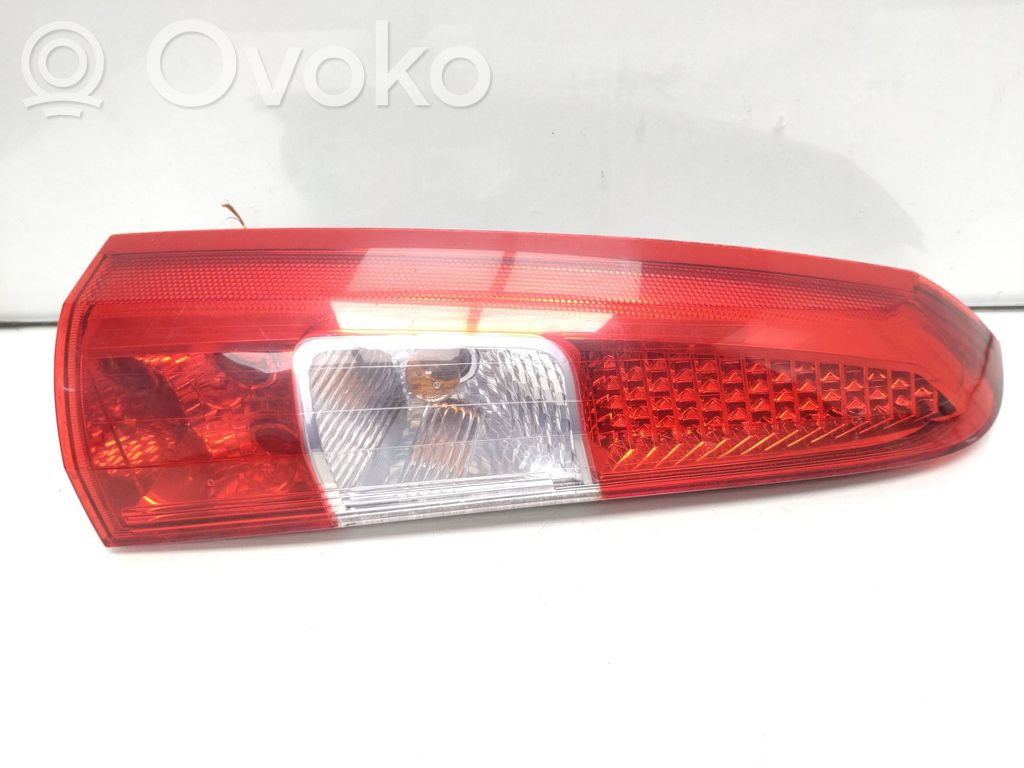 Volvo XC70 Rear/tail lights 