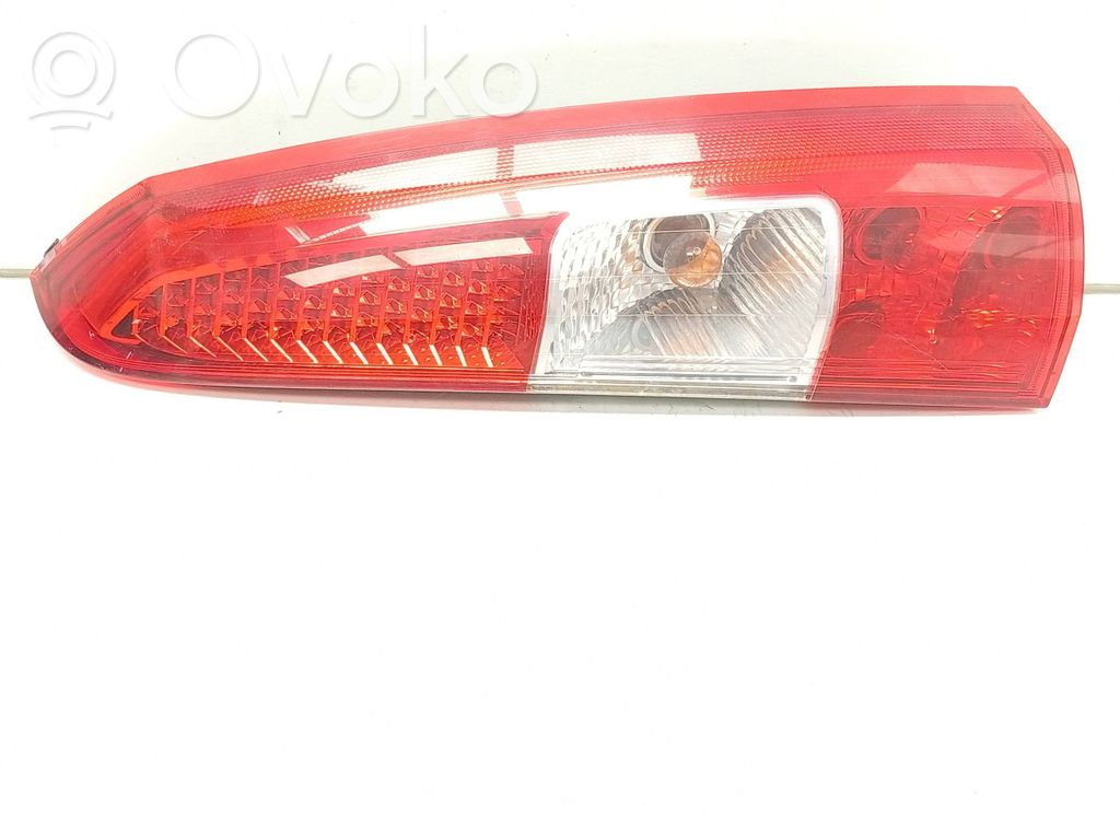 Volvo XC70 Rear/tail lights 