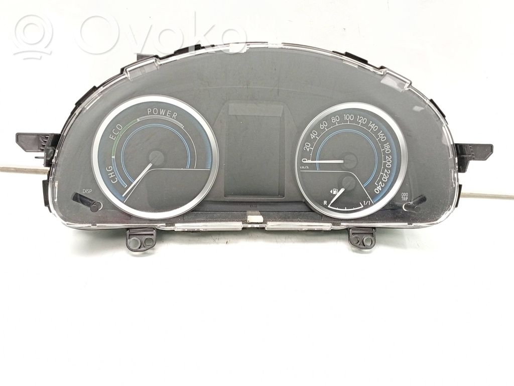 Toyota Auris E180 Speedometer (instrument cluster) 