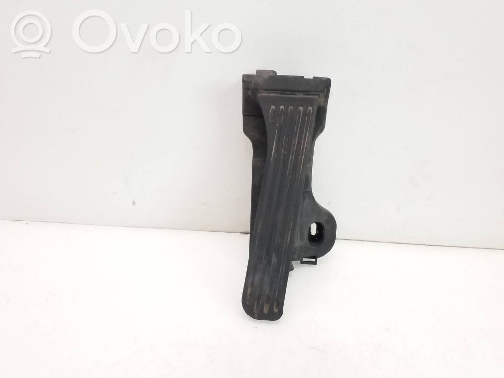 Pedał gazu / przyspieszenia   1T2723503G