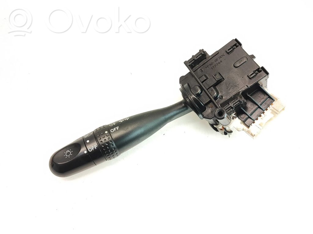 Suzuki Grand Vitara II Indicator stalk 
