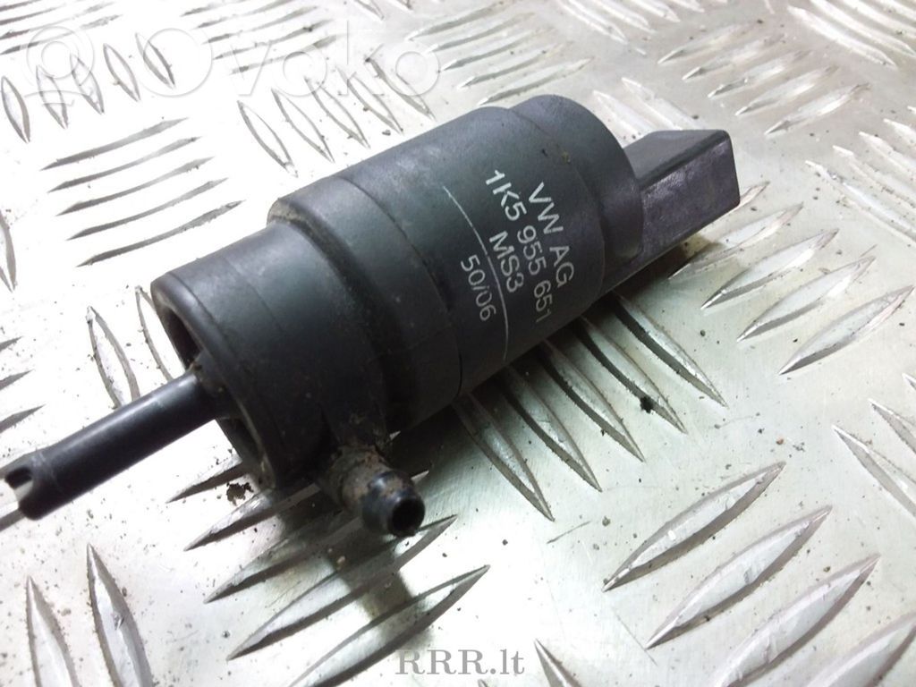 Volkswagen Transporter - Caravelle T5 Windscreen/windshield washer pump 