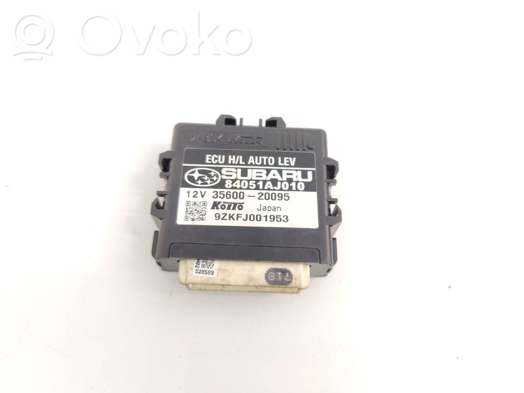 Subaru Outback Light module LCM 